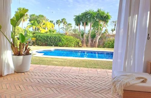 New Golden Mile Villa | Noctua villa luxury paraíso estepona 001