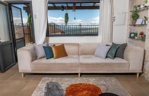 Safed Old City Apartment | Nof Marom - the Home in the Old City נוף מרום - הבית בעתיקה