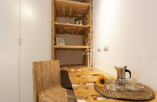 NoLo Apartment | Nolo37: Eco Chic Central Designer 1-bed. apart in cool NoLo Milano with AC, WiFi