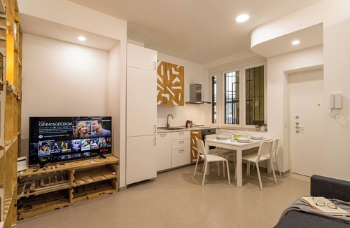 NoLo Apartment | Nolo37: Eco Chic Central Designer 1-bed. apart in cool NoLo Milano with AC, WiFi