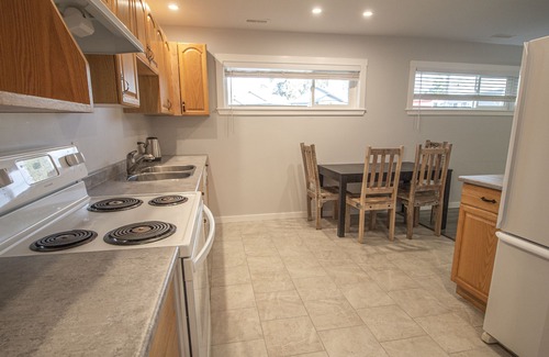 North Cowichan Apartment | Nomads Retreat!