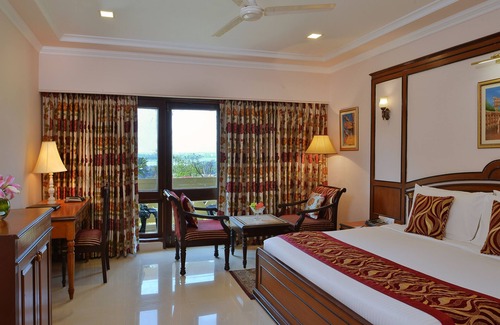 Bhopal Hotel | Noor-Us-Sabah Palace