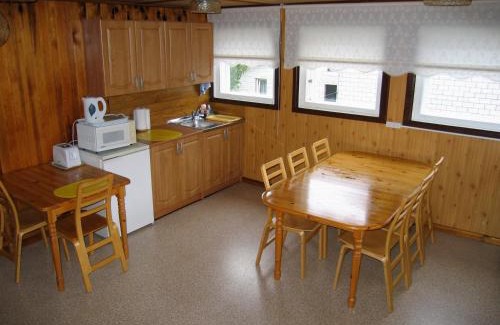 Kuressaare House | Nooruse Majutus
