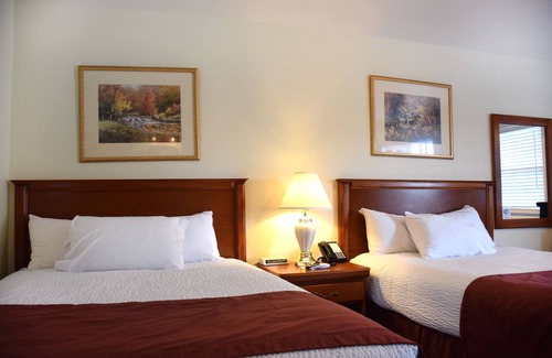 Lake George Hotel | Nordick's Inn