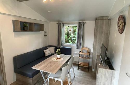 Lauwersoog Ski Chalet | Nordseechalet direkt am Lauwersmeer - Fußläufig zur Nordsee! Siblu Lauwersoog! Familienpark