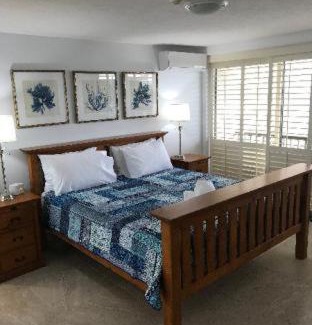 Main Beach Apartment | Norfolk Luxury Beachfront Apartments Gold Coast