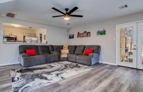 McNeil House | North ATX Paradise Oasis pool w Hot Tub 4BR 2 half BA