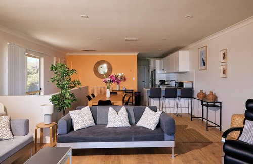 Aldinga Beach House | North Beach - Stunning Beach Views on Aldinga Beach Esplanade