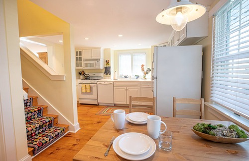Skaneateles House | North Cottage at Hobbit Hollow Farm