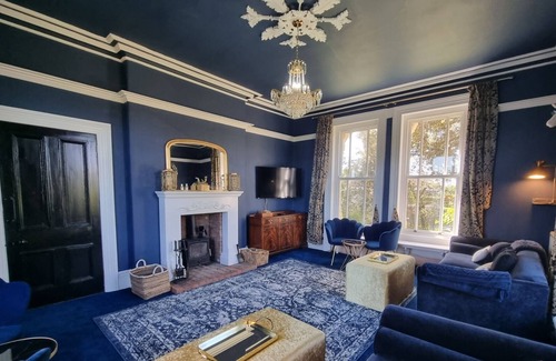 Bradiford Villa | North Devon exquisite 9-bedroom Villa with hot tub, games room and large garden