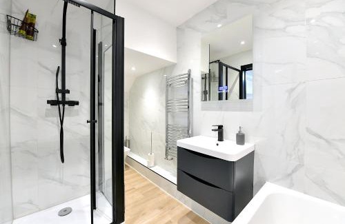 Hale House | North West London Escape