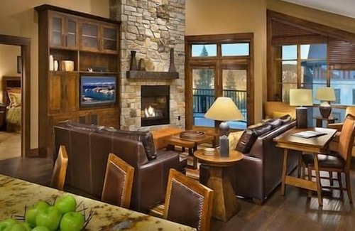Truckee Resort | Northstar Lodge, Welks Resort & Spa, Hot Tub