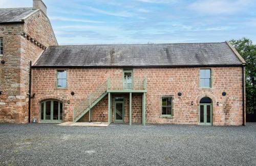 Old Bewick House | Northumberland Hot Tub Haven for 10 in 5 ensuite bedrooms