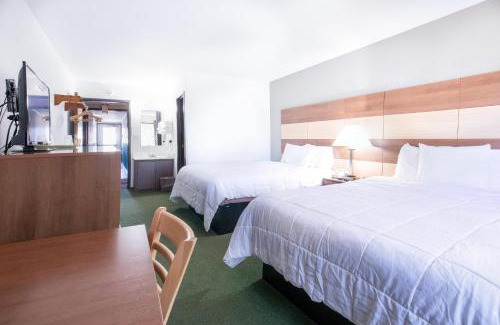 Minocqua Hotel | Northwoods Inn & Suites Minocqua