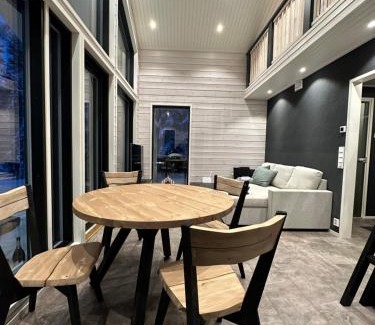 Rovaniemi Villa | Norvamaja with a lake view, sauna and jacuzzi