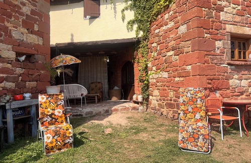 Collonges-la-Rouge House | Nostal'gîte in Collonges-la-Rouge. Pets welcome!