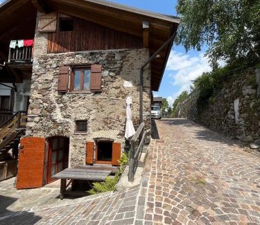 Vignola-Falesina Apartment | Nostalgie di un tempo nelle Dolomiti
