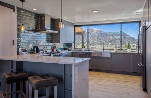 Lamy House | Not So Lamy | Artistic Retreat with Mountain Views