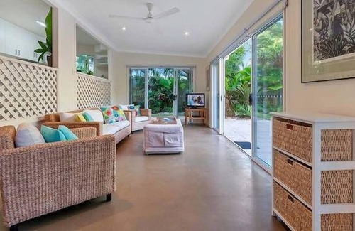 Port Douglas Cottage | Nota Villa Port Douglas