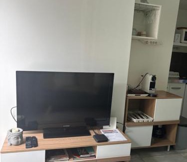 Etang Sale Les Bains Apartment | NOUT TI KAZ lé bains