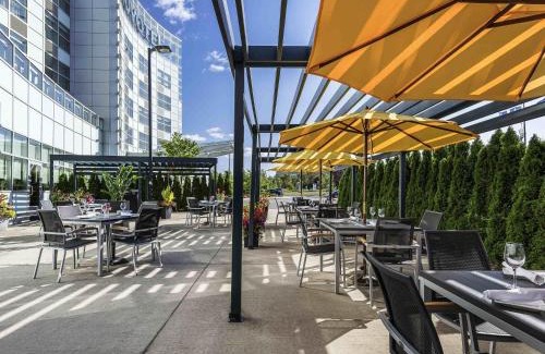 Saint-Laurent Hotel | Novotel Montréal Aéroport