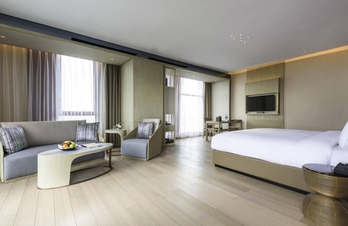 Pudong Hotel | Novotel Shanghai Clover