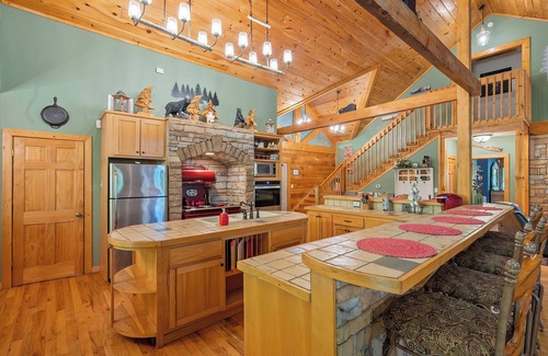Gatlinburg - Pigeon Forge Cabin | Now and Forever