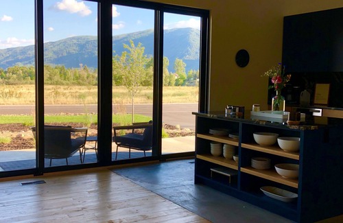 Eden House | Now offering monthly rentals at reduced rates. Quiet location close to skiing!