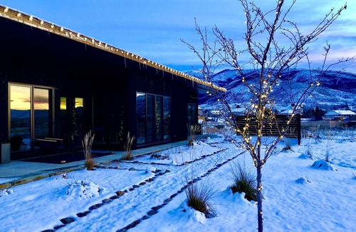 Eden House | Now offering monthly rentals at reduced rates. Quiet location close to skiing!