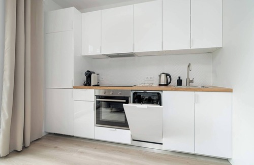 Jezyce Apartment | Nowoczesne Apartamenty dla 2 Doroslych i 2 Dzieci Parking by Noclegi Renters
