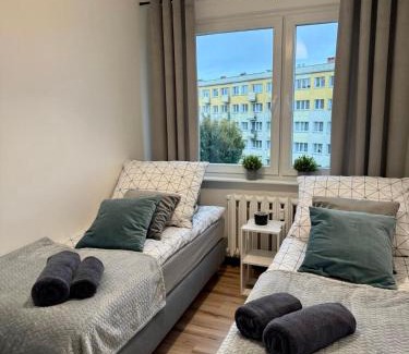 Szczecinek Apartment | Nowoczesne, jasne, trzypokojowe mieszkanie-pełne wyposażenie, Wi-fi, parking