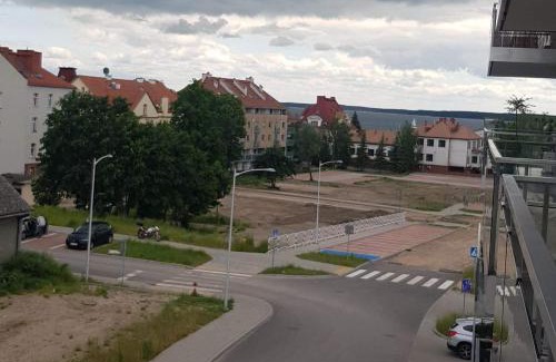 Gizycko Apartment | Nowoczesny apartament z dużym tarasem i widokiem na jezioro