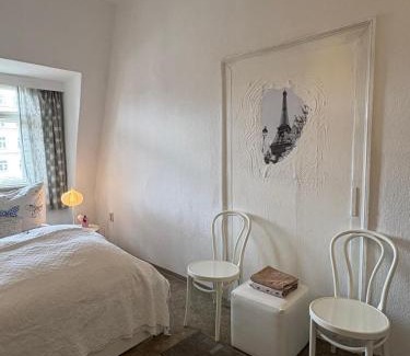 Annaberg-Buchholz House | Nr 7 Ferien Zimmer mit Blick auf alte Ruinen