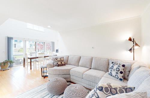 York Beach House | Nubble's Nest