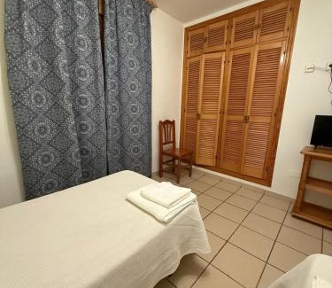 Nohales House | Nuevo Hostal Rasil