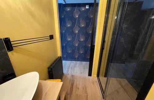 Parame Bed & Breakfast | Nuit bleutée