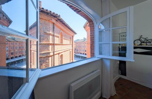 Montauban Apartment | Numéro 6 - Place Nationale - Wifi et Fibre
