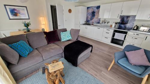 Exmouth Apartment | Number 10 Stunning Apartment, Fantastic Location!
