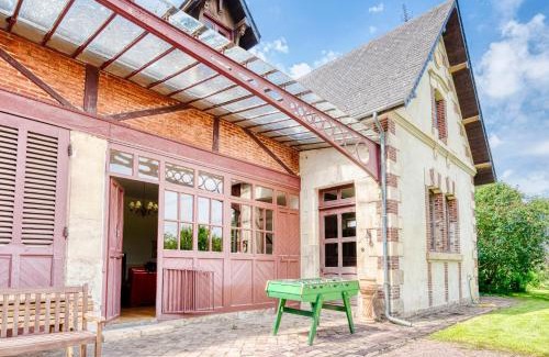 Tourville-sur-Odon House | Nunki, Maison de campagne avec grand jardin