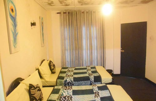 Nuwara Eliya House | Nuwaraeliya Kings Court Hotel