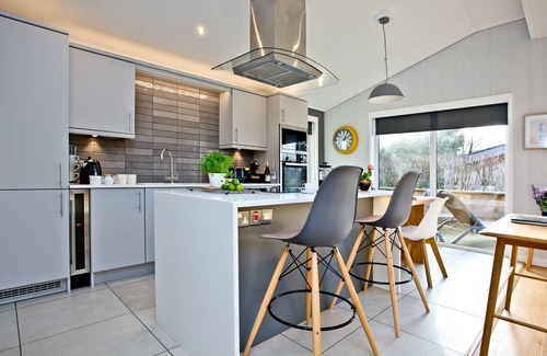 Cheddar Cabin | Nyland Lodge, Strawberryfield Park