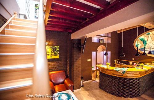 Niechorze Resort | OŚRODEK KOLONIJNO WCZASOWY MEWA - przy plaży z basenem z podgrzewaną wodą i mini SPA