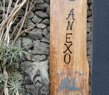Angra do Heroismo Apartment | O Anexo