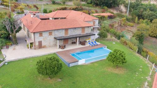 Pacos de Gaiolo House | O Beiral da Anastácia