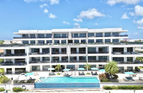 Palm Beach Apartment | O Condominium Beachfront Residences