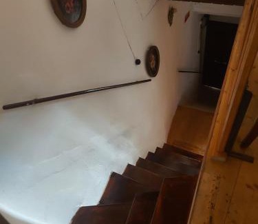 Castelo de Vide House | o Roxo