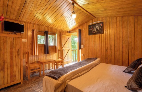 Kaul Hotel | Oak Climbing Resort
