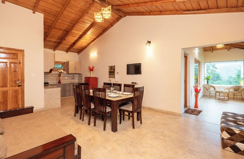 Kaul Hotel | Oak Climbing Resort