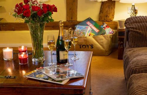 Stoke Ash House | Oak Cottage