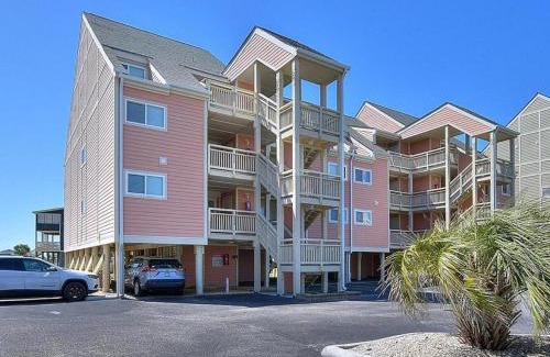 Caswell Beach House | Oak Island Beach Villa 1501
